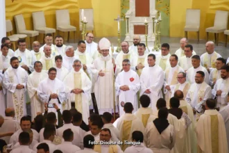 Dom Aurélio Pinto de Sousa é ordenado o 4º bispo da Diocese de Quixadá em emocionante celebração na catedral de Sant’Ana