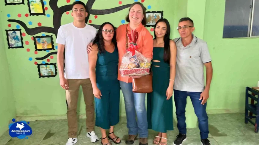 Solidariedade sem fronteiras: madrinha dos Estados Unidos visita afilhada em Itapiúna pela segunda vez